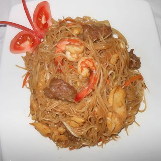 86. Fideos Fritos Con Tres Delicias