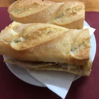 Bocadillo Lomo