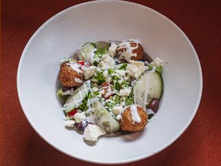 Ensalada de falafel