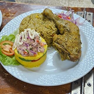 Arroz con pollo con causa