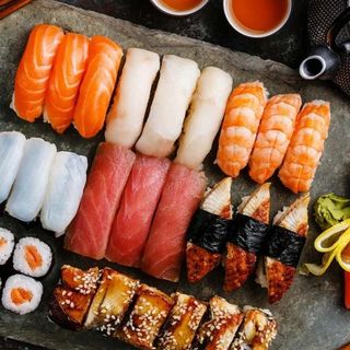 Menu sushi 5 ( 64 unidades)