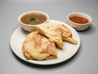 Cheese Naan