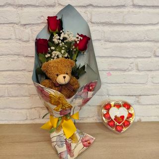 3 Rosas Rojas Con Peluche Y Bombones