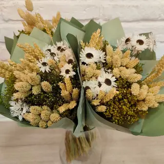 Ramo Flor Seca En Tonos Verde y Blanco
