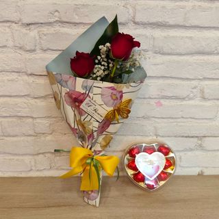 2 Rosas Rojas Con Bombones 