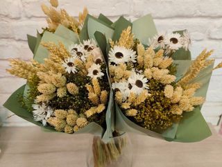 Ramo Flor Seca En Tonos Verde y Blanco