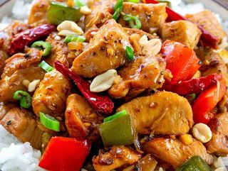 76. Pollo con salsa de Kung Po