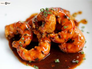 120.Gambas con piña y salsa agridulce
