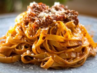 Tagliatelle Alla Bolognese