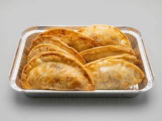 Empanadillas De Pollo (4 Und)