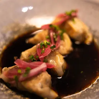 Gyosas de manitas de cerdo y secreto iberico trufado (4ud)