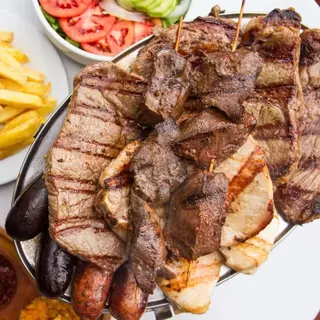 Parrillada Variada (Para 2 Personas)