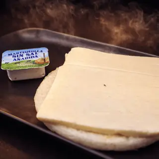 Arepa con queso
