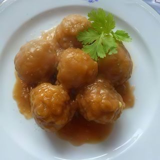 Ración De Albóndigas De Choco