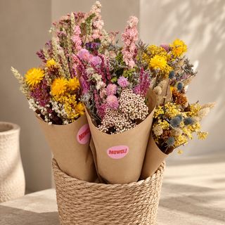 Cucurucho de flor seca variada