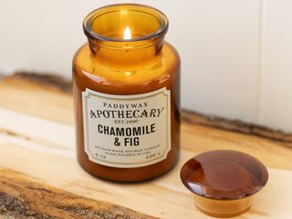 Vela Apothecary / Chamomile & Fig