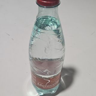 Agua con gas