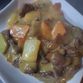 85.Ternera Con Salsa Curry