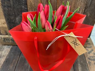 Ramo tulipanes rojos