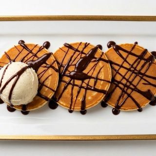 Tortitas con bola de helado