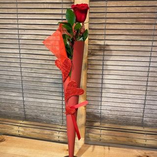 Rosa Roja Con Corazón - San Valentín