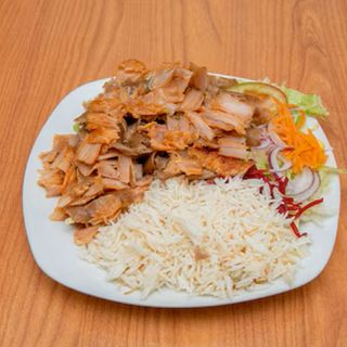 Plato Kebab con Arroz carne Ensalada