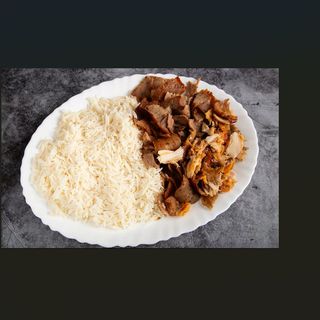 Plato kebab con Arroz carne
