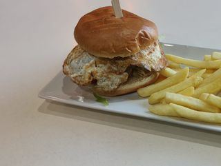 Burguer Angus Con Patatas