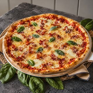 Pizza Suiza