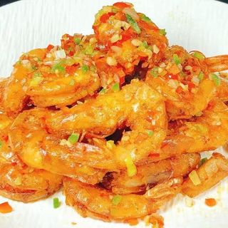 700. Langostinos Del Chef Estilo Cantonés