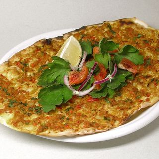Lahmacun Pollo