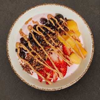 Bowl Yogur De Fresa