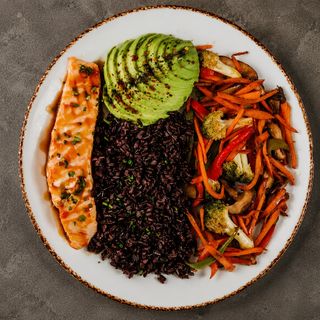 100 años Salmón Teriyaki