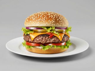Hamburguesa De Ternera Con Ensalada Y Patatas Fritas