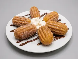 Churros rellenos dulce de leche (6 Uds)