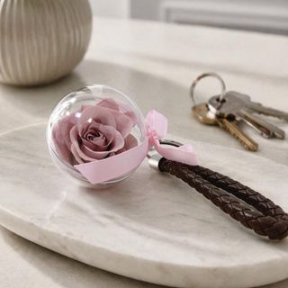 Llavero rosa preservada