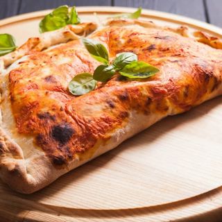 CALZONE PIZZA