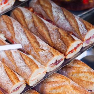 Bocadillo De País (Pequeño)