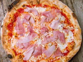 Pizza De Prosciutto (33 cm.)