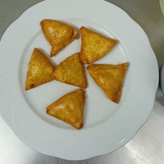 gyoza de pollo al curry