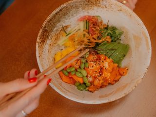 Poke bowl de Salmon Spicy