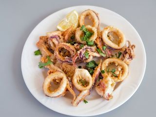 Tapa De Chipirones Fritos