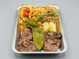 Solomillo De Res Con Salsa Pimienta