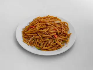 Tallarines  frito con verduras