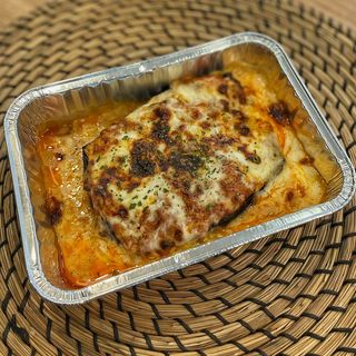 Berenjena rellena de bacalao con pasas