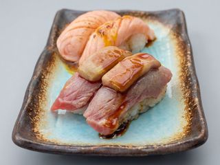 Nigiri De Atún Y Foie (2 Pzs.)