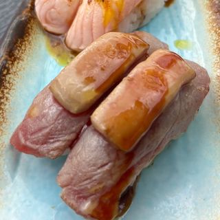 Nigiri De Atún Y Foie (2 Pzs.)