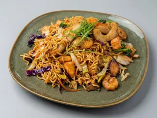 Yakisoba de Mariscos
