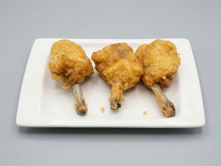 129-Alitas De Pollo Fritas (4 Uds.)