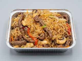 82-Fideos de arroz con ternera